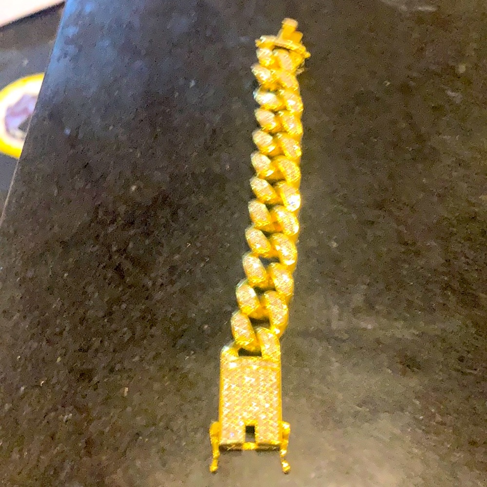 Cuban link bracelet